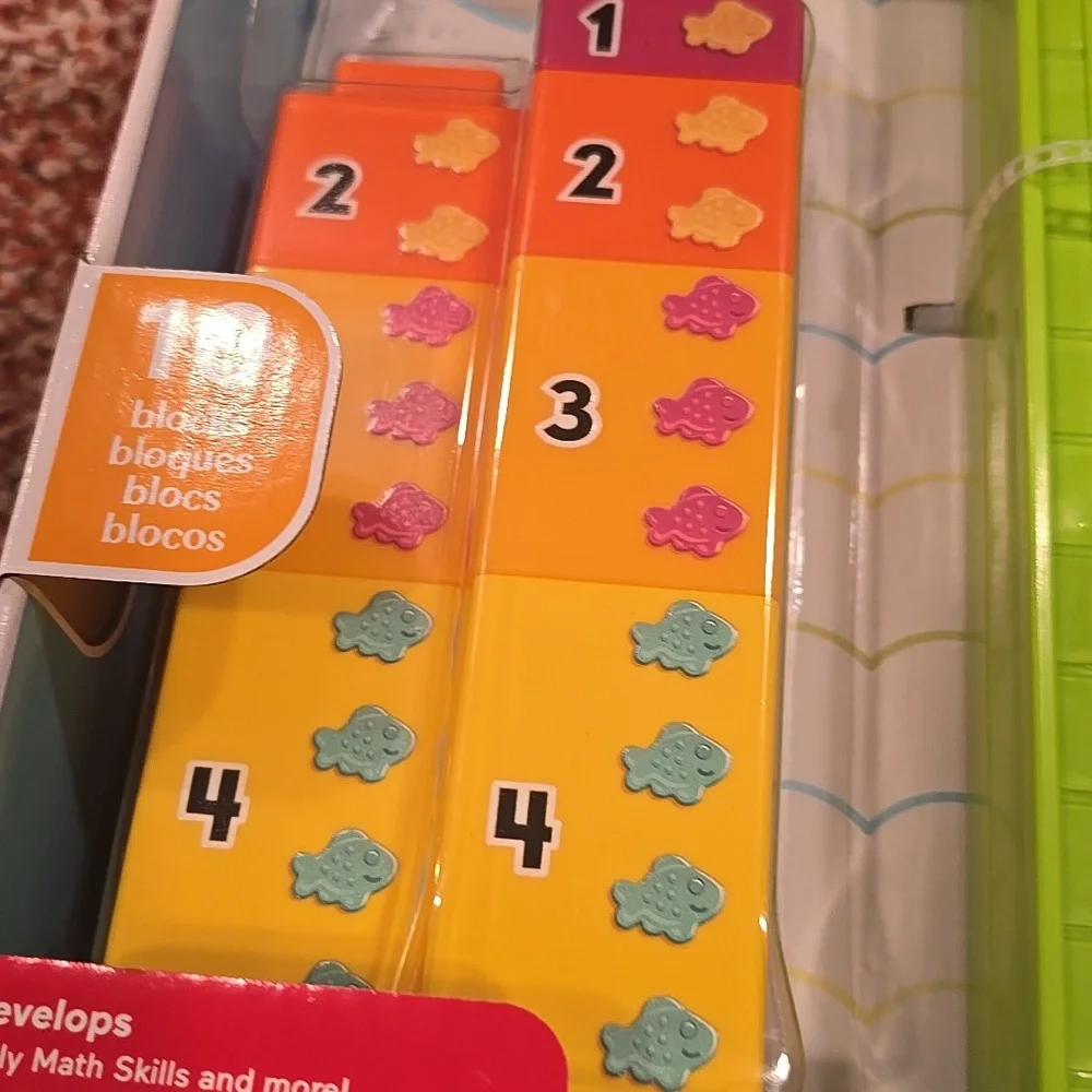 New Fisher-Price Colorful Counting Alligator
